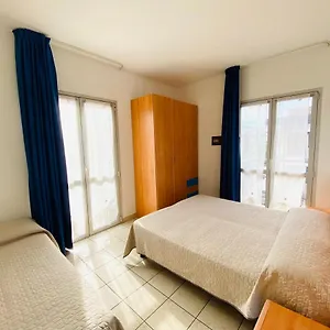 Augustus - Piazza Mazzini - Vicino Al Mare - Immobil Relax , Lido di Jesolo Italien